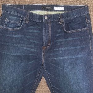 Dark Blue Jeans. Aéropostale.